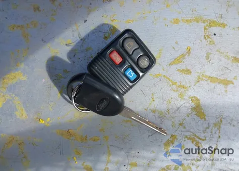 2007 Ford Mustang V6 Deluxe/V6 Premium z USA, uszkodzony, nr VIN 1ZVFT84N475327923